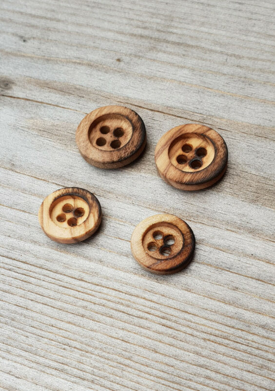 Liten Bränd Träknapp