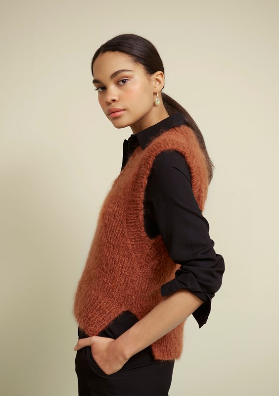 Almas V-halsvest dame