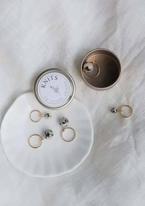 Knits Stickmarkörset